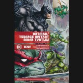 BATMAN TEENAGE MUTANT NINJA TURTLES  DELUXE EDITION HARDCOVER