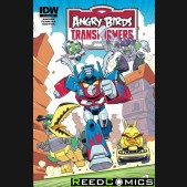 Angry Birds Transformers #4 (Subscription Variant Cover)
