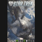 Star Trek Ongoing #32 (Subscription Variant Cover)