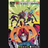 Transformers vs GI Joe #5 (1 in 10 Incentive Cover Variant)
