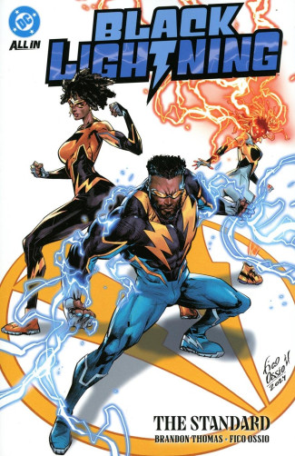 BLACK LIGHTNING THE STANDARD GRAPHIC NOVEL